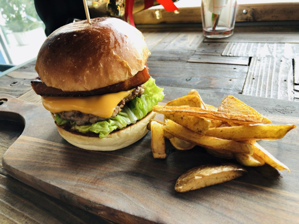 gakuya_burger-burger1